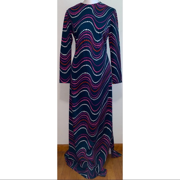 Vintage Dresses & Skirts - Vtg Union Made Wavy Dots Maxi Dress